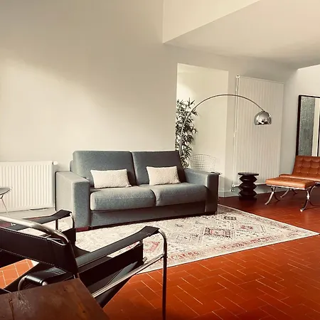 Maison D'architecte Renovee Avec Jardin- Senlis (Oise)