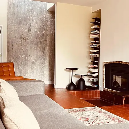 Maison D'architecte Renovee Avec Jardin- Senlis (Oise)