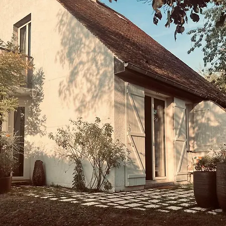 Ipso Facto- Elegante Maison Au Calme, A Deux Pas Du Centre, Avec Jardin-