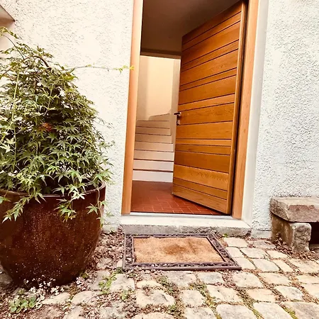 Ipso Facto- Elegante Maison Au Calme, A Deux Pas Du Centre, Avec Jardin- *